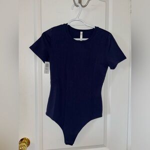 Aritzia Babaton Soft Contour Bodysuit - Starboard - Medium